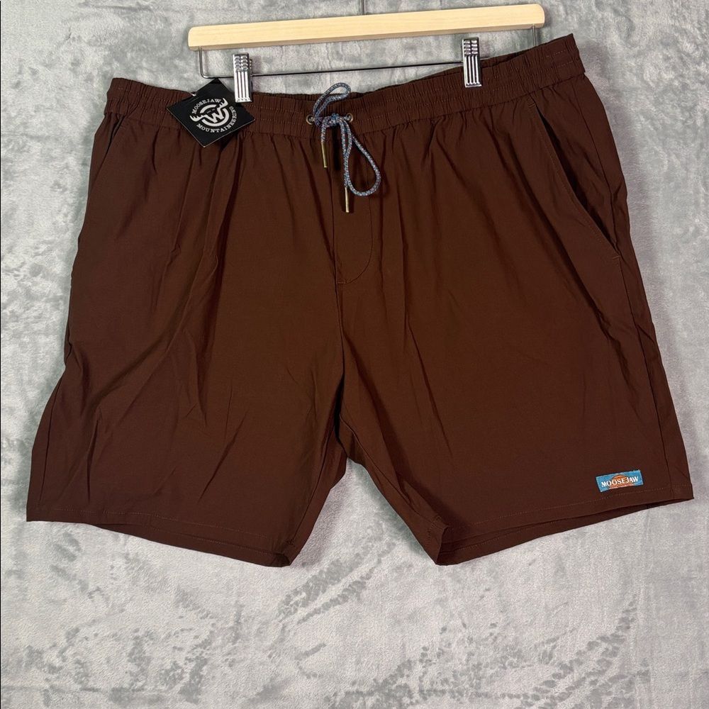 NWT New Moosejaw Hickory Brown Gray Shorts Size XXL